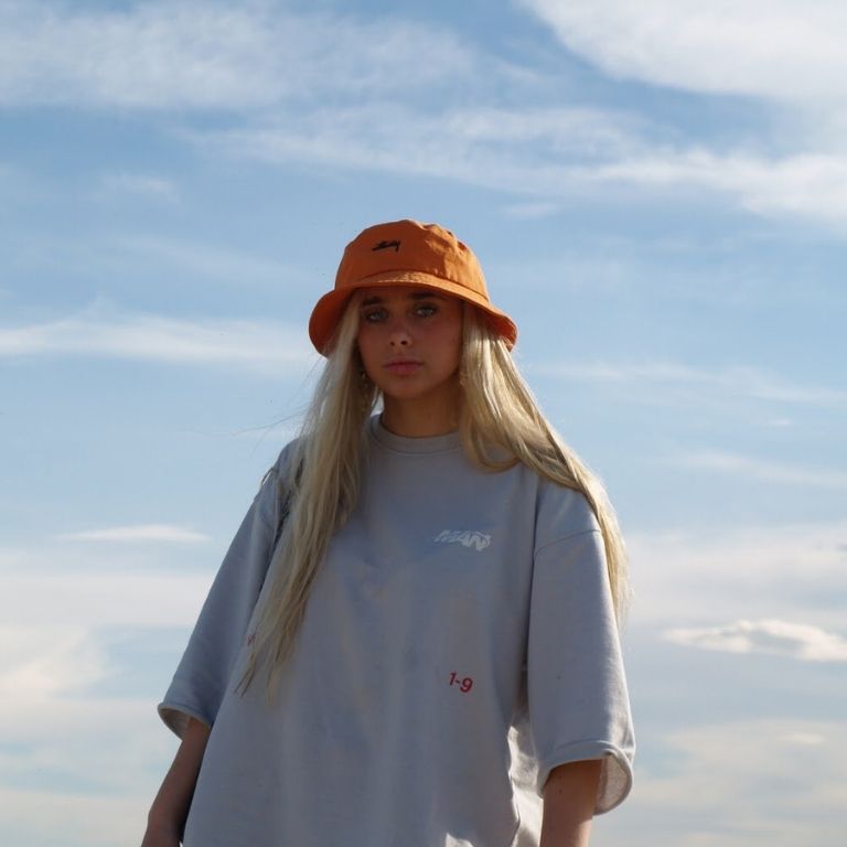 Vivi K